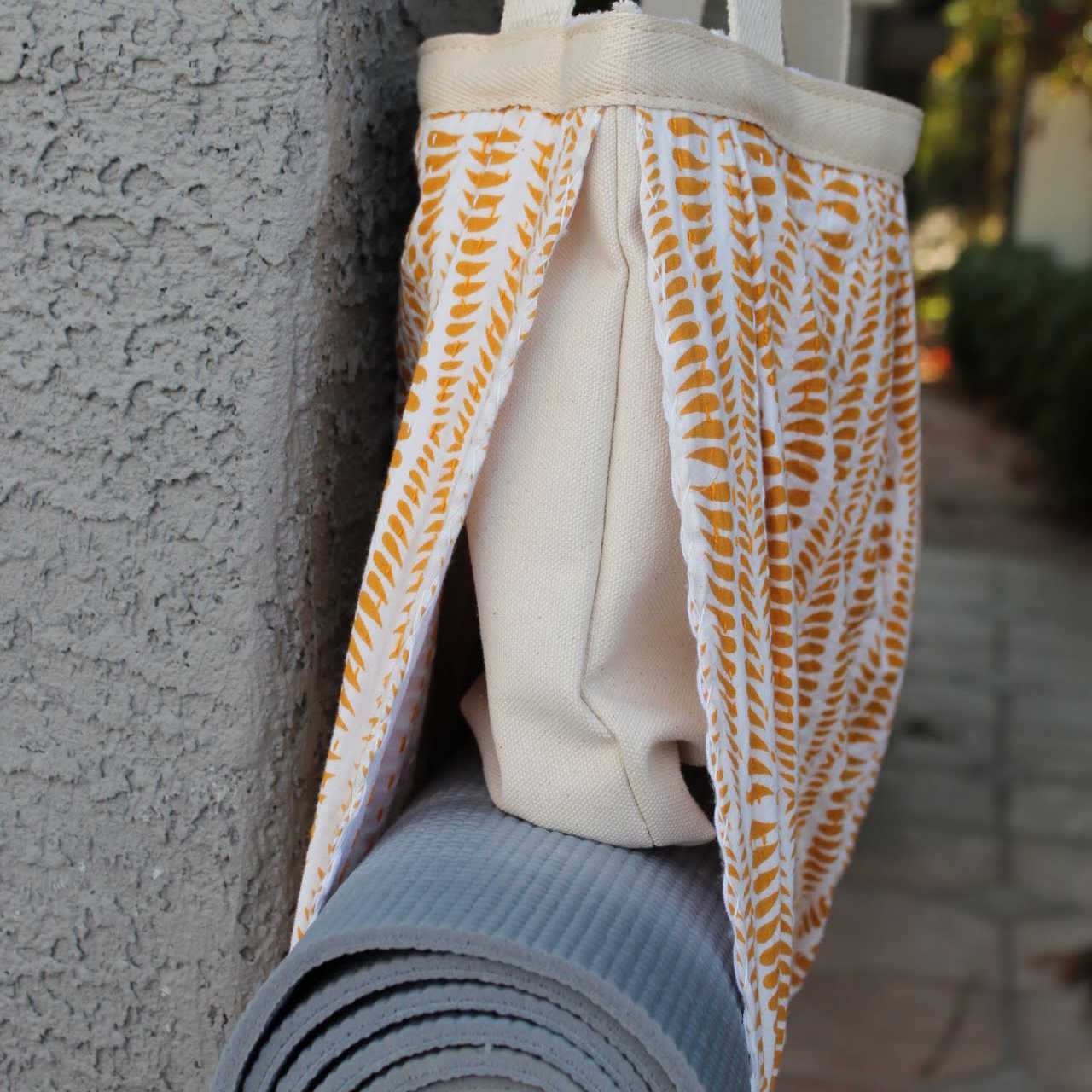 yoga Mat carrier bag with tote bag mustard side side 